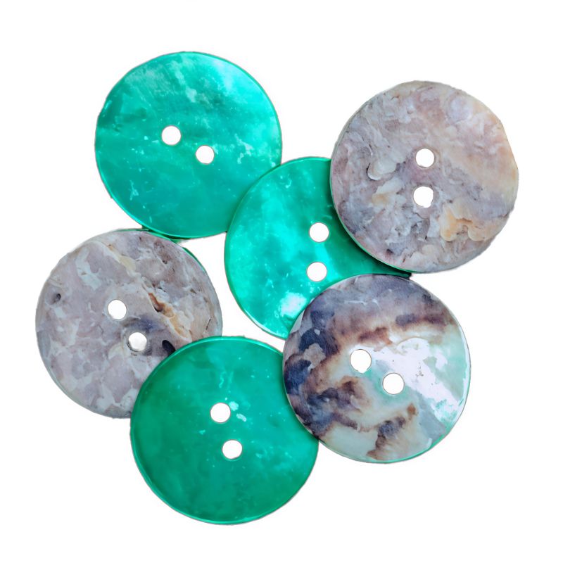 Snäcksskalsknapp Grön - Återvunna Naturknappar 20mm