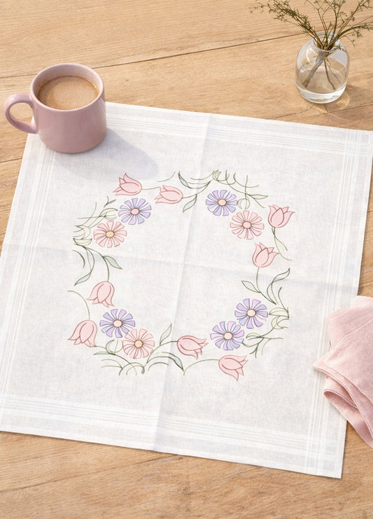 broderad duk prästkrage, liljekonvalj, Ringblomma