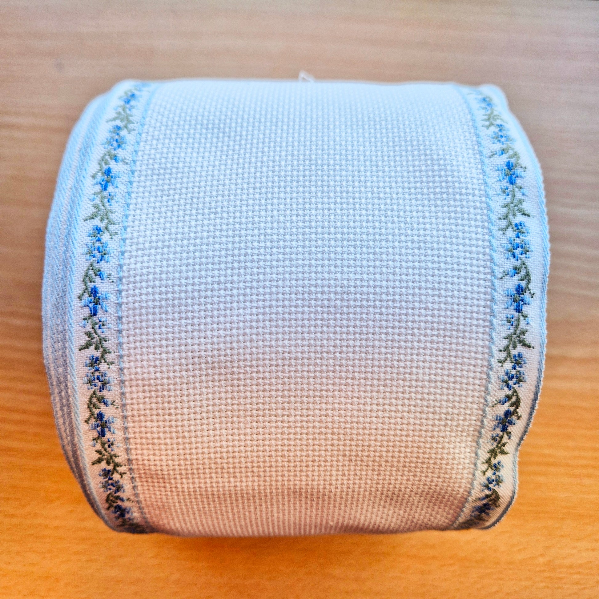 Aidaband 100mm broderad kant 