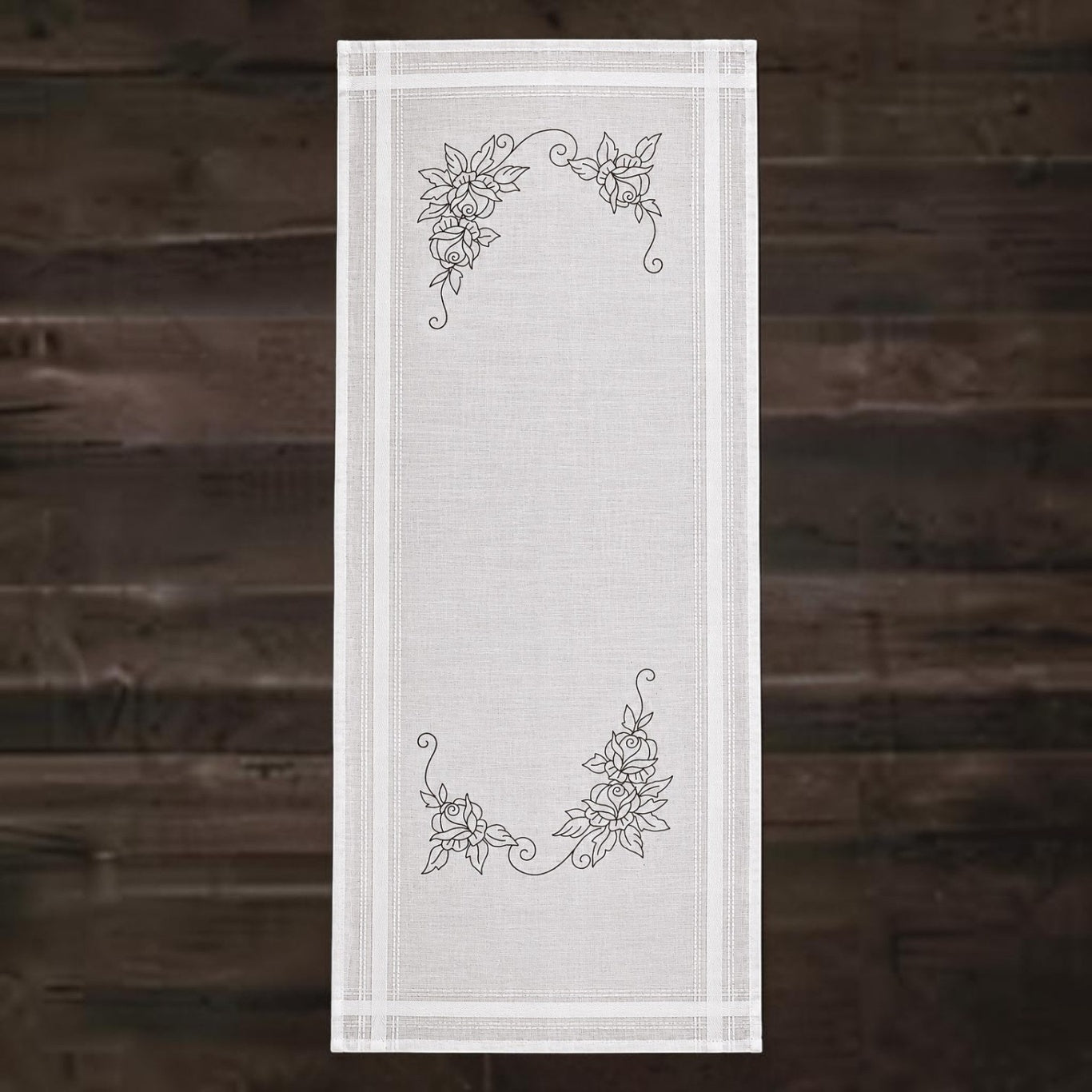 Förtryckt broderilöpare rosenknopp –  Permin