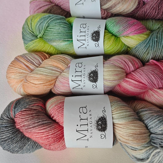 Mira – Handfärgat merinogarn 100 g / ca 243 m