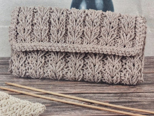 Stickad Väska/Clutch - Mönster PDF