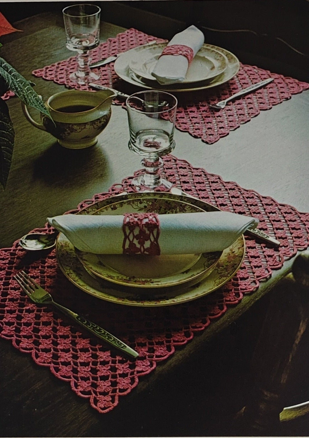 Tallriksunderlägg och servettring sjuntorp 319