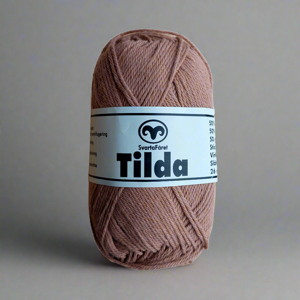 Tilda - Svarta Fåret Bomull- Akryl Blandning -