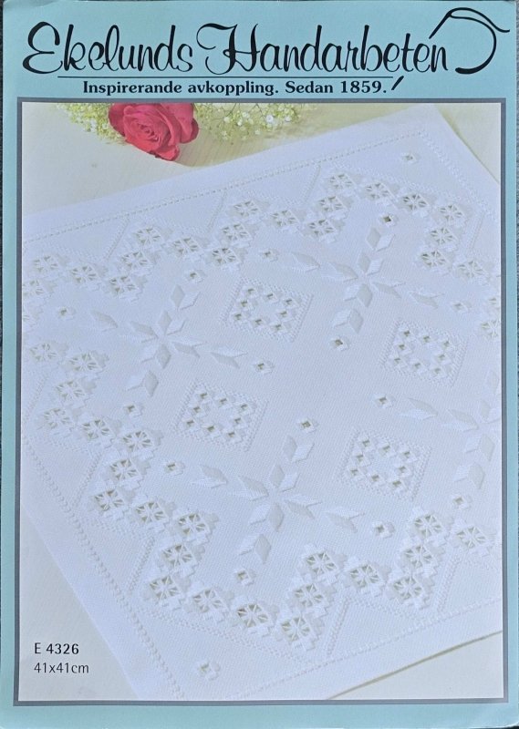 🌿 Hardangerduk Ekelunds - Komplett Broderisats 41x41cm - NavaGarn