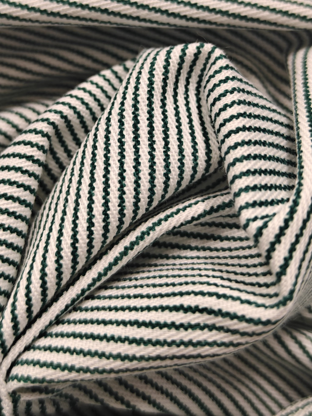 Ängsmark™ Twill – Premium Bomull från Almedahls