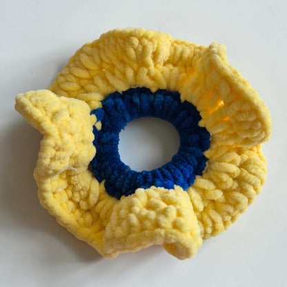 Scrunchies  - köp 3 Få 1 på köpet