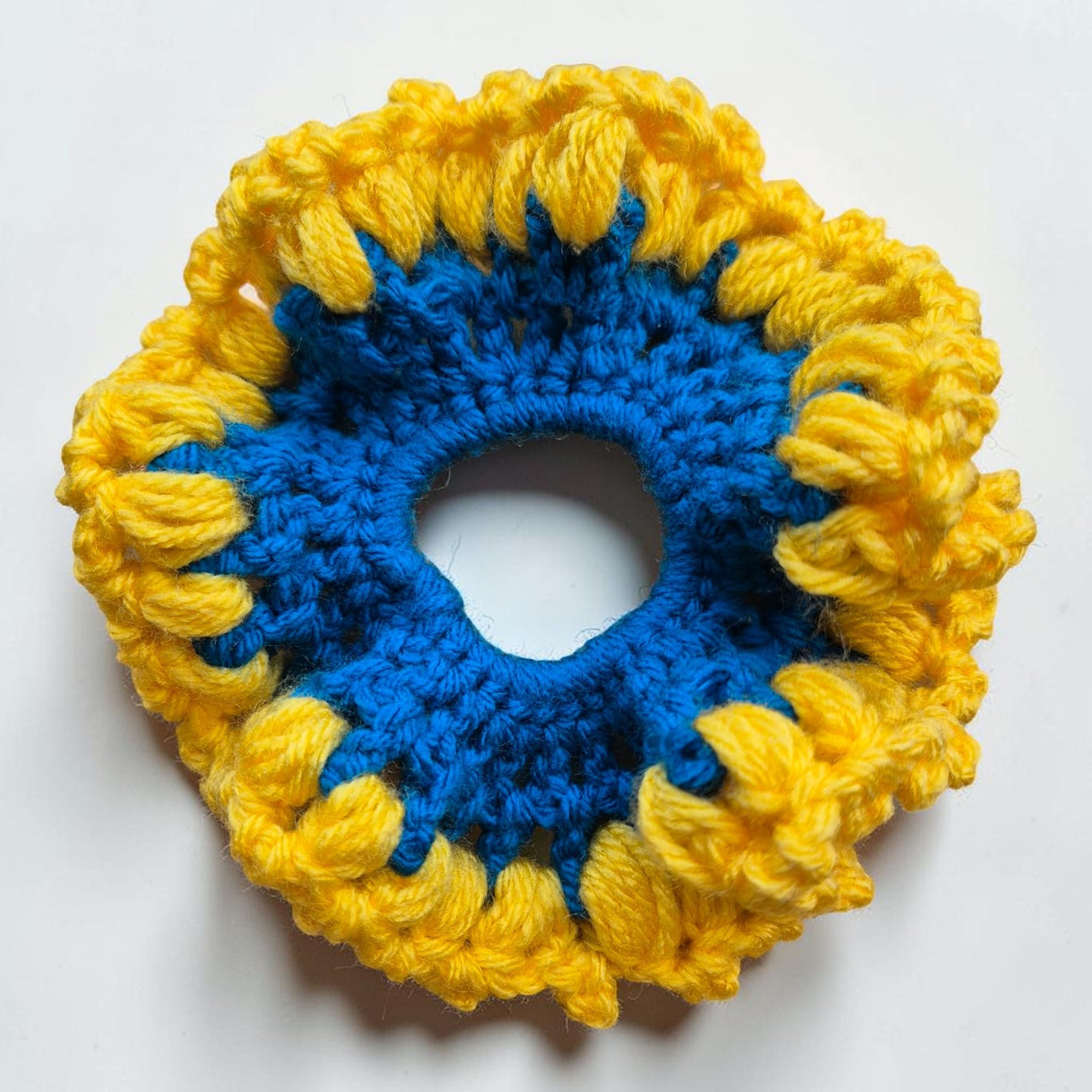 Scrunchies  - köp 3 Få 1 på köpet