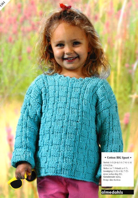 Stickad/virkad Barntröja - Almedahls mönster - NavaGarn