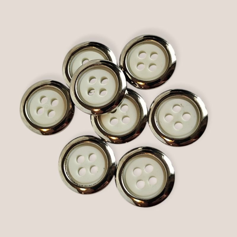 Vintage Knappar Vit/Silver 12mm - Eleganta Plast Knappar - NavaGarn