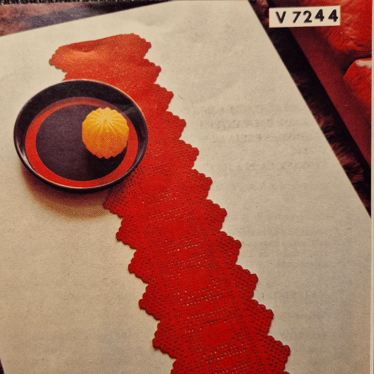 Virkad Jullöpare - NavaGarn